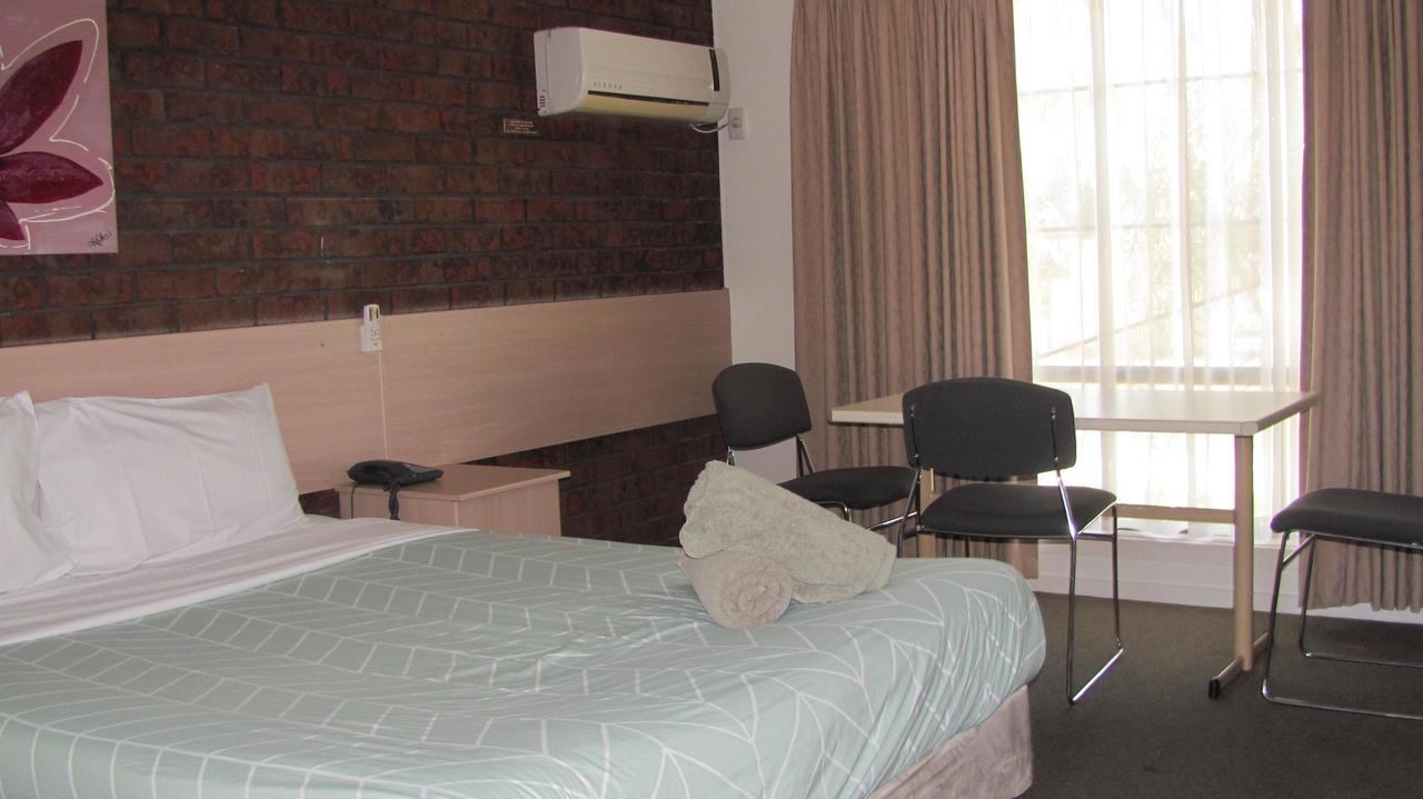 Bristol Hill Motor Inn Maryborough Buitenkant foto